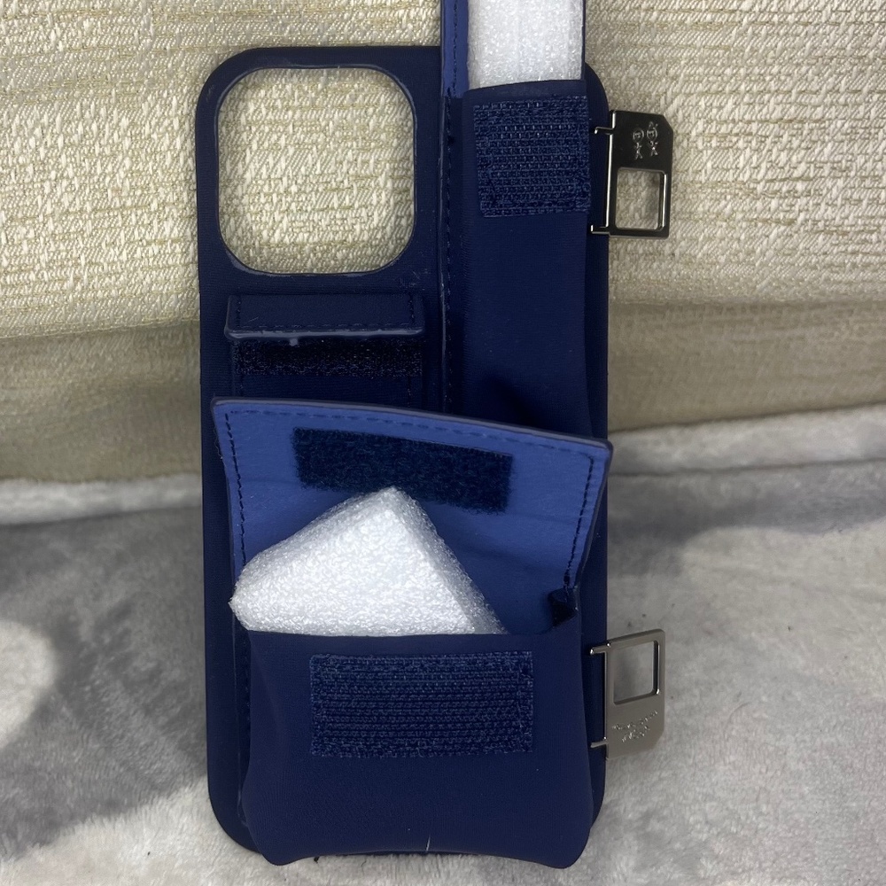 NWOT Suburban sophistication iPhone, 13 promax midnight blue